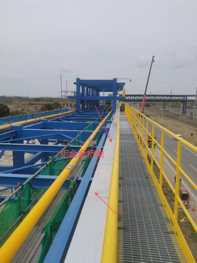鳳圖鋁合金橋架在化工園區(qū)公共管廊中的應用